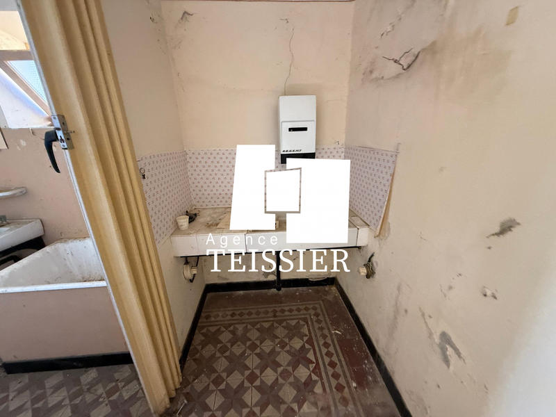 Maison - 100 m² - 2 pièces