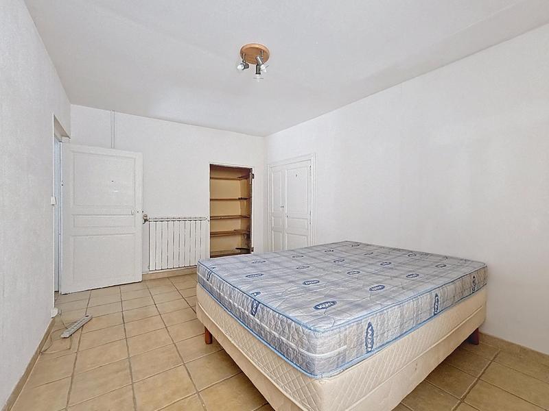 Maison de village - 300 m² - 18 pièces