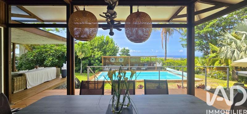 Maison - 167 m² - 6 pièces