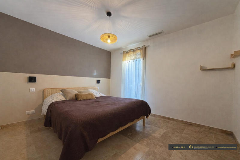 Maison - 92 m² - 4 pièces