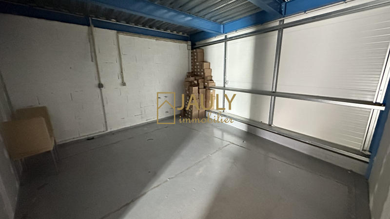 Local commercial - 210 m²