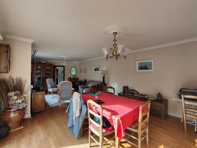 Maison - 143 m² - 6 pièces