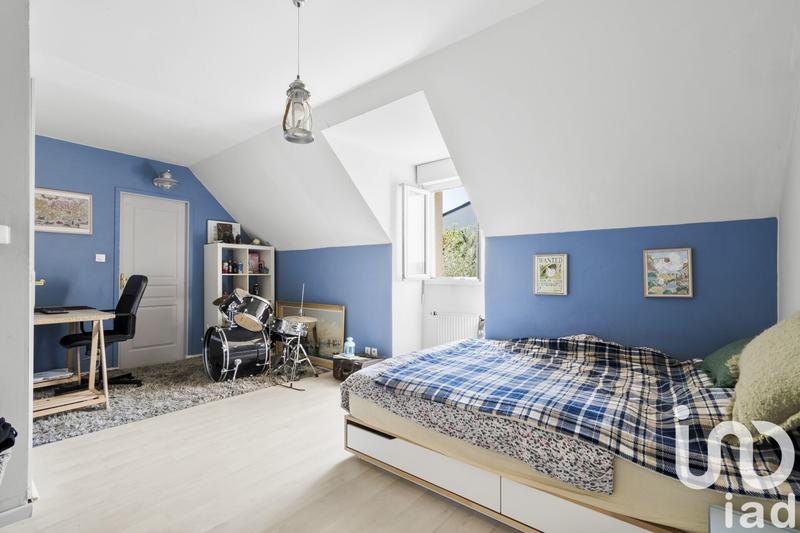 Maison - 198 m² - 7 pièces