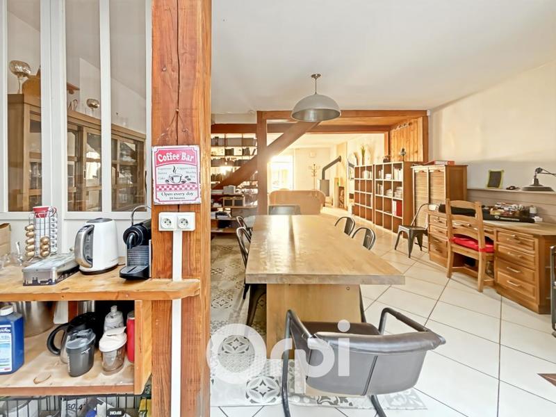 Maison - 159 m² - 6 pièces