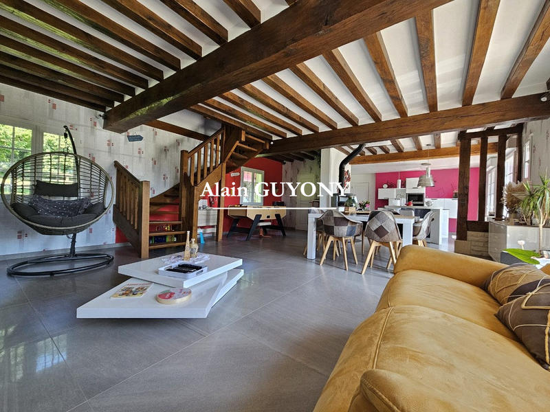 Maison traditionnelle - 127 m² - 4 pièces