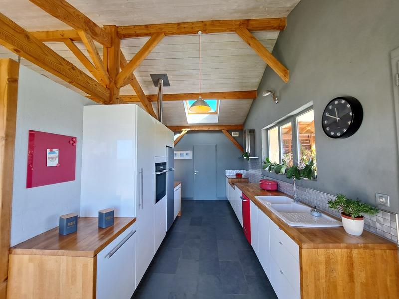 Maison - 164 m² - 7 pièces