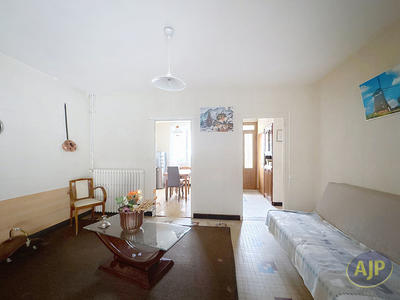 Maison - 77 m² - 5 pièces