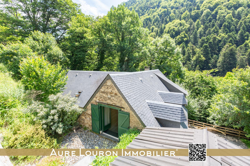 Maison - 196 m² - 7 pièces