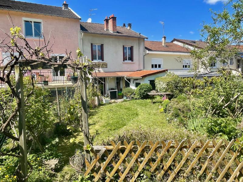 Maison - 115 m² - 6 pièces