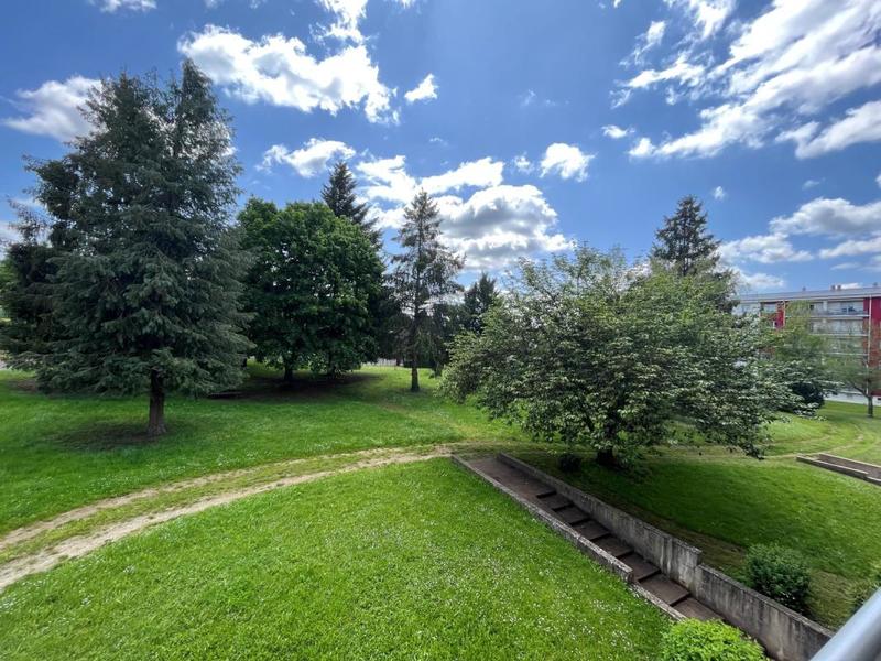 Appartement - 70 m² - 4 pièces