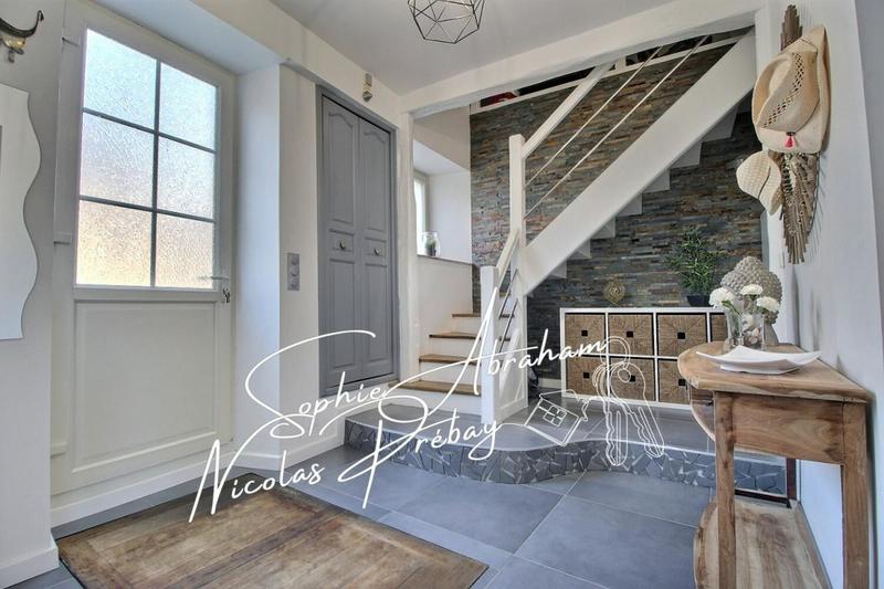 Maison - 190 m² - 6 pièces