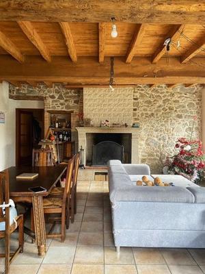 Maison - 193 m² - 9 pièces