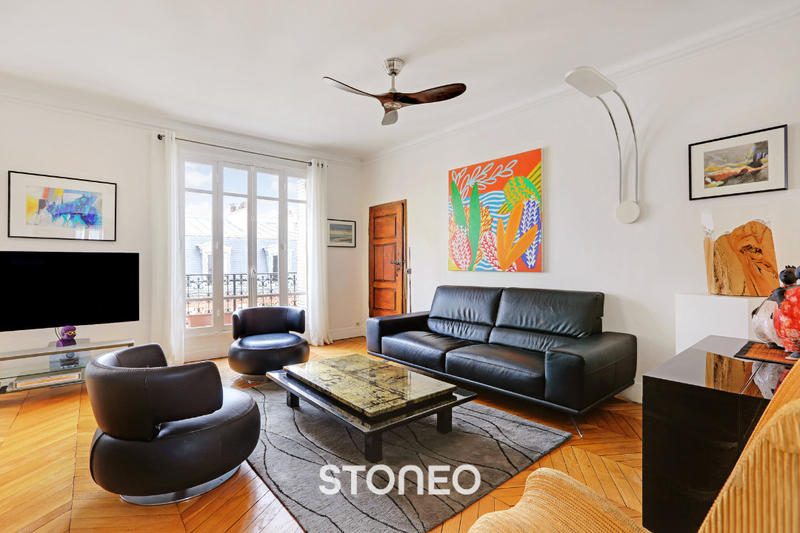 Appartement ancien - 163 m² - 8 pièces