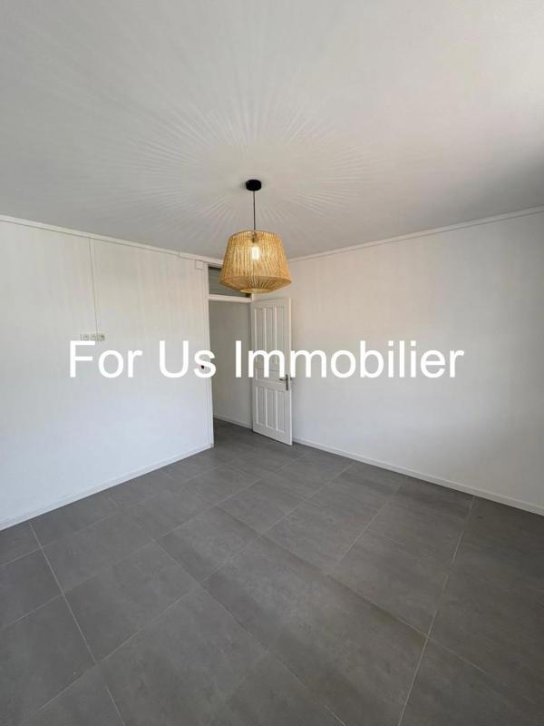 Appartement - 100 m² - 3 pièces