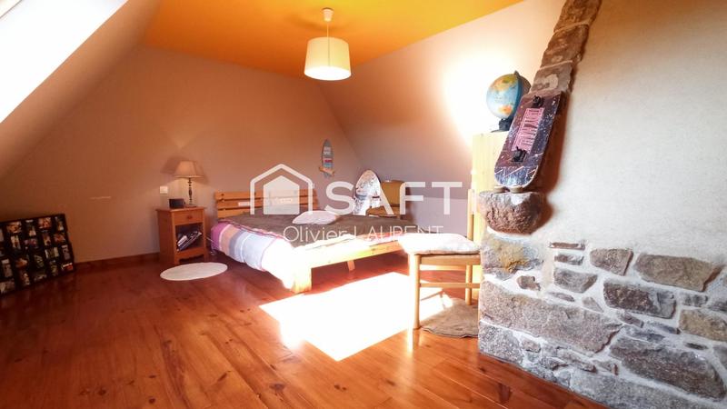 Maison - 215 m² - 9 pièces