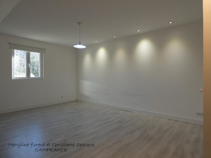 Maison - 183 m² - 7 pièces