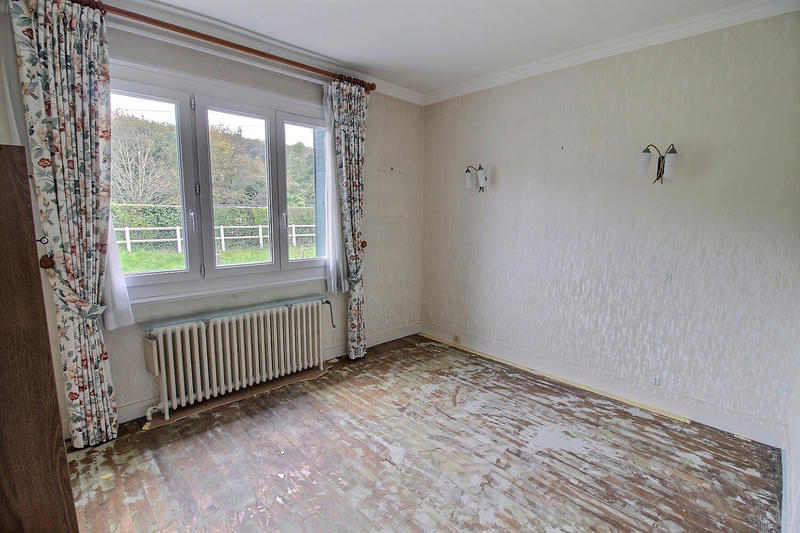 Maison - 99 m² - 6 pièces