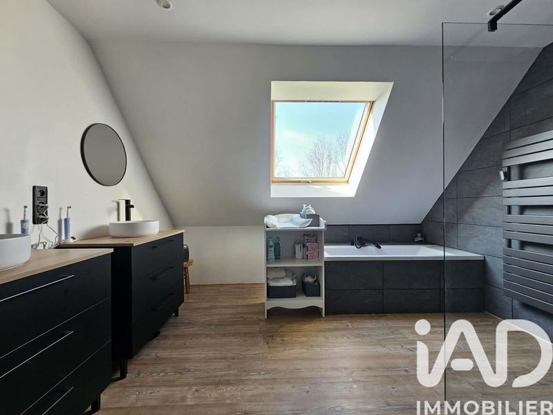 Maison - 153 m² - 6 pièces