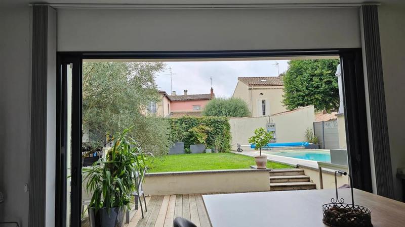 Maison - 224 m² - 6 pièces