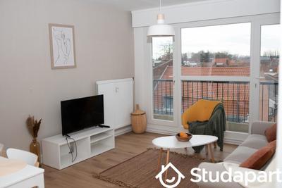 Chambre - 11 m² - 1 pièce