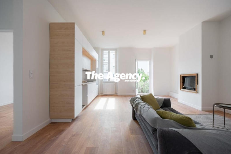 Appartement - 93 m² - 4 pièces