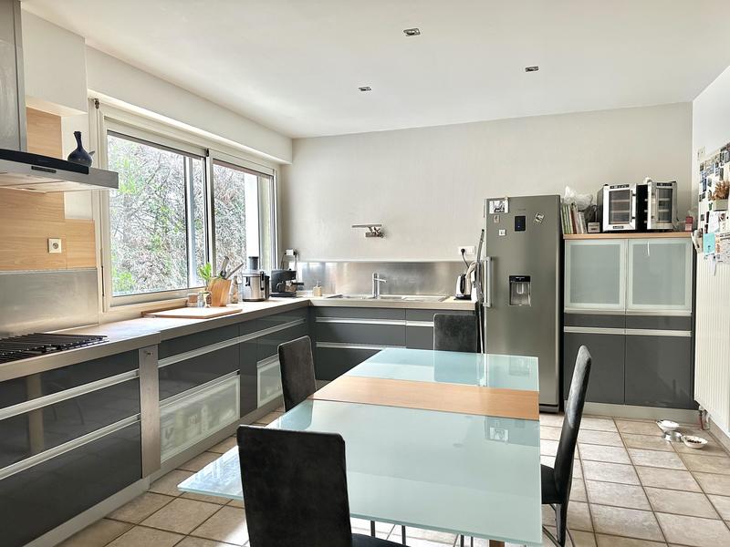 Villa - 365 m² - 10 pièces