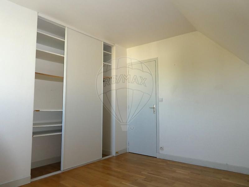 Maison - 147 m² - 8 pièces