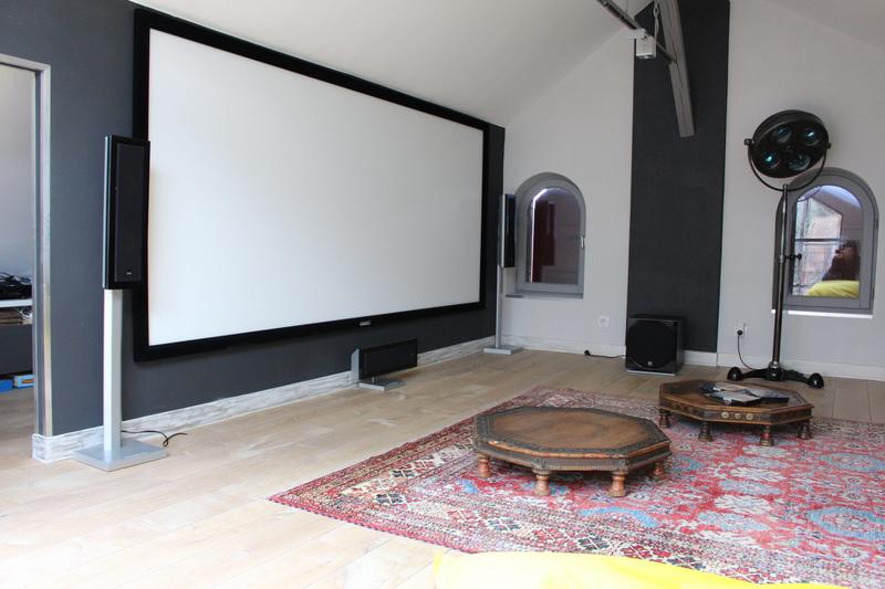 Maison - 470 m² - 9 pièces