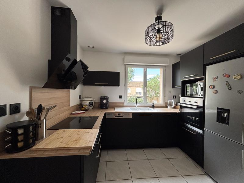 Maison - 96 m² - 4 pièces