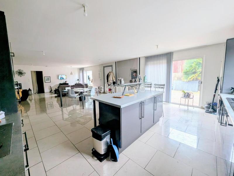 Pavillon - 123 m² - 5 pièces