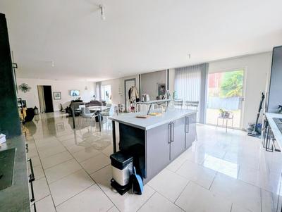 Pavillon - 123 m² - 5 pièces