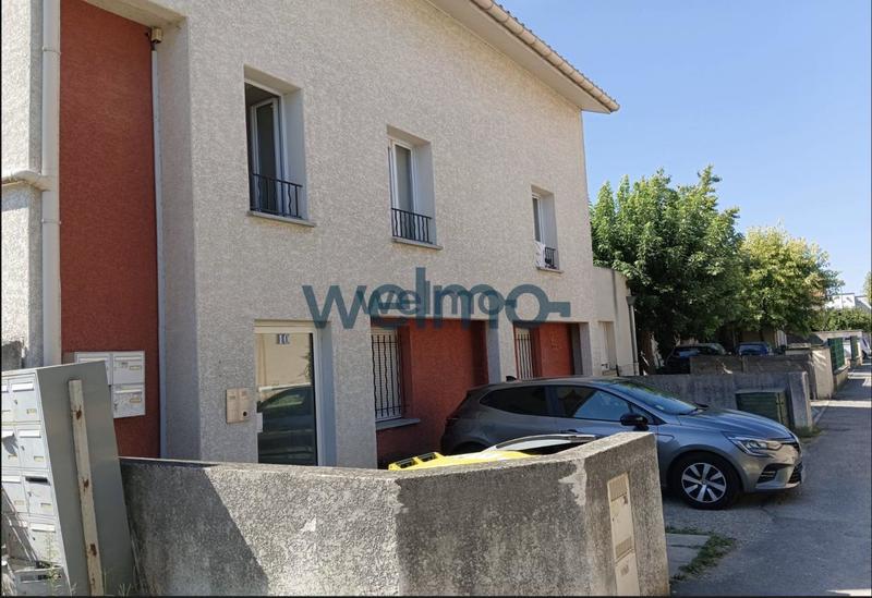 Studio - 20 m² - 1 pièce