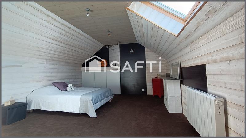 Maison - 397 m² - 16 pièces