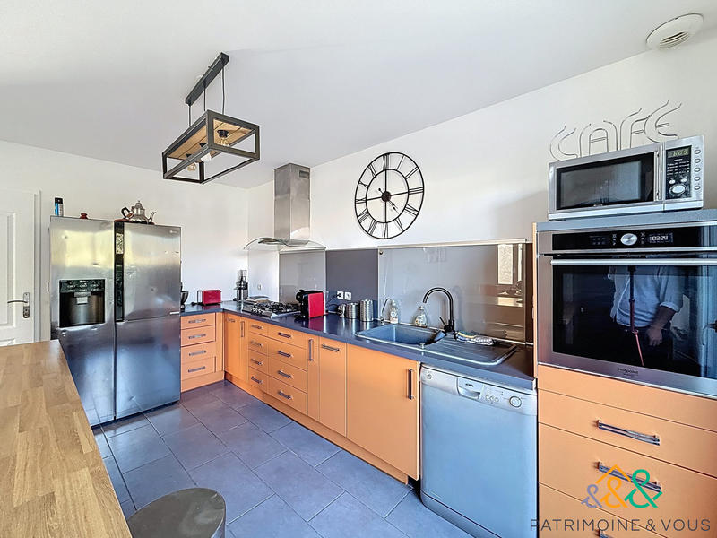 Maison traditionnelle - 86 m² - 4 pièces