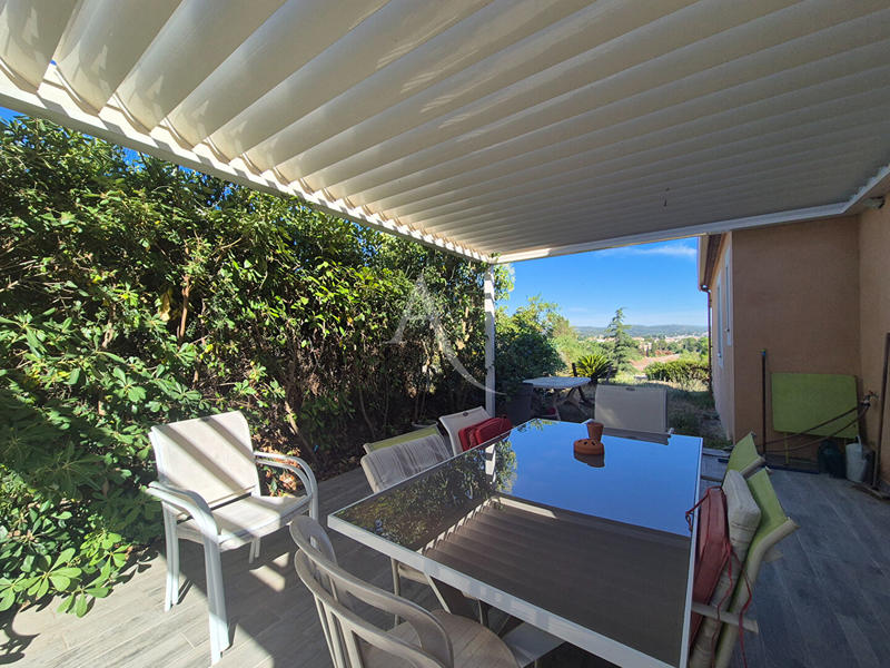 Maison - 80 m² - 3 pièces