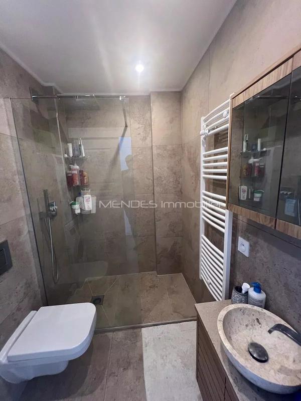 Appartement - 84 m² - 3 pièces