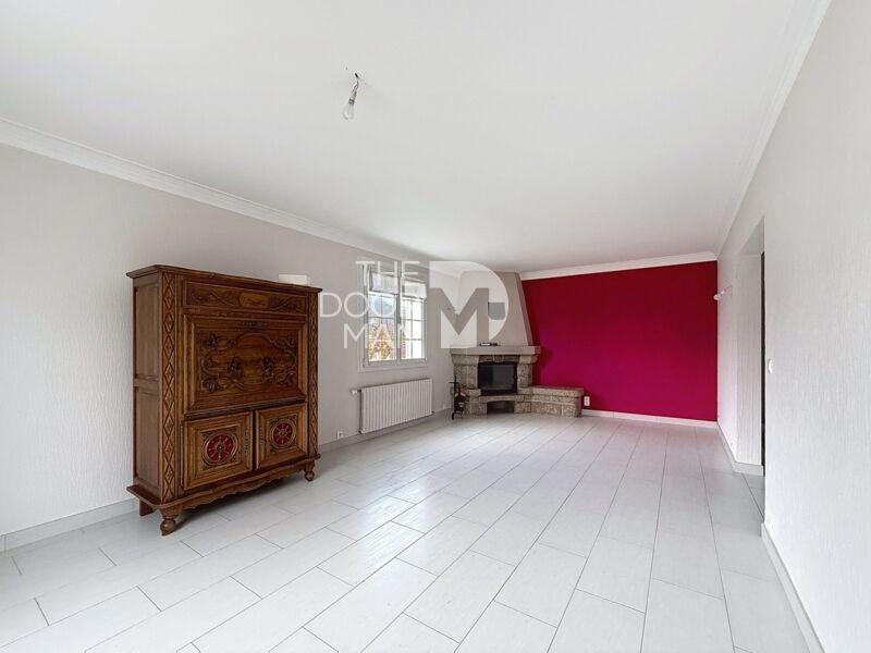Maison - 97 m² - 5 pièces