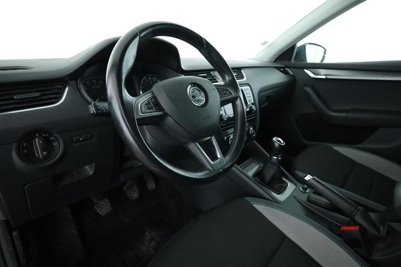 Skoda Octavia Combi 1.6 Tdi Green Tec Edition 110 ch