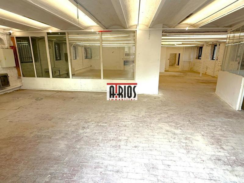 Local d'activité / Entrepôt - 420 m²