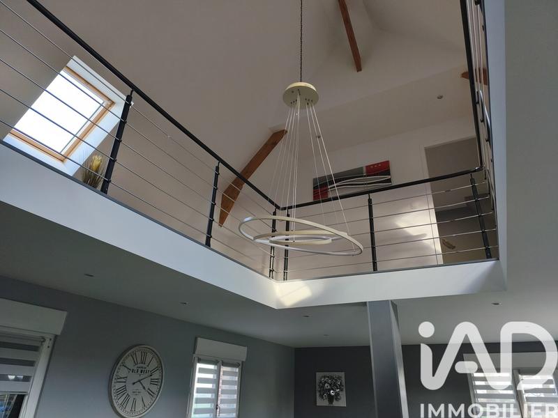 Maison - 200 m² - 7 pièces