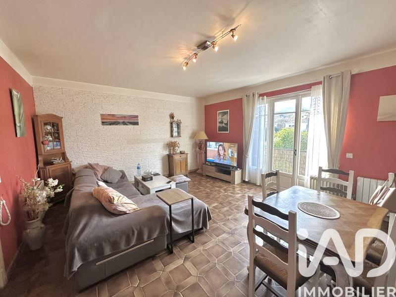 Maison - 217 m² - 5 pièces