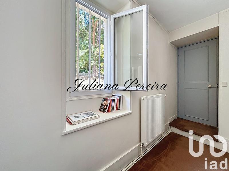 Maison - 216 m² - 9 pièces