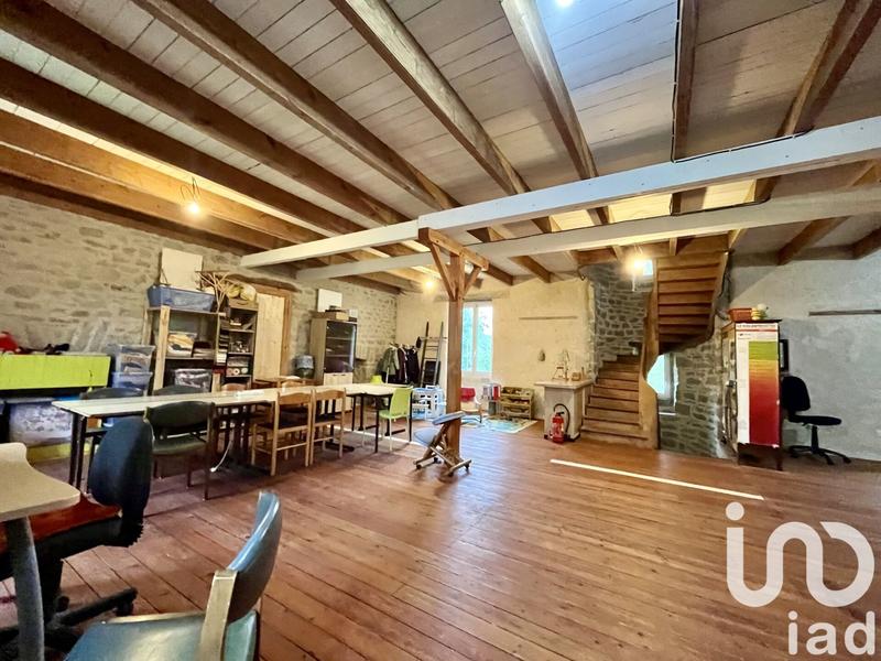 Maison - 628 m² - 18 pièces