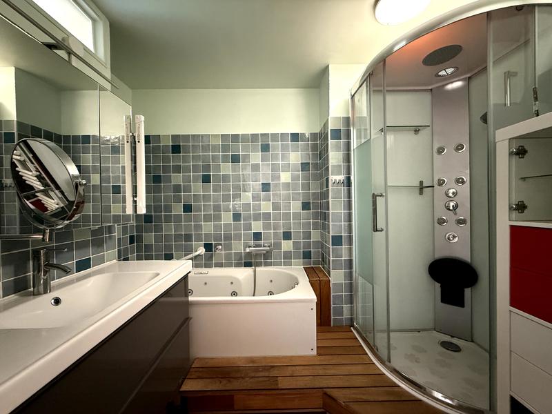 Appartement - 90 m² - 3 pièces