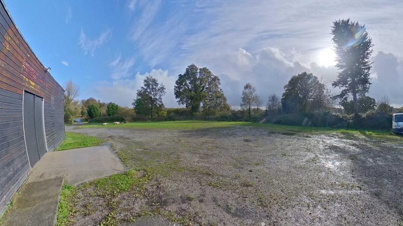 Maison - 328 m² - 9 pièces