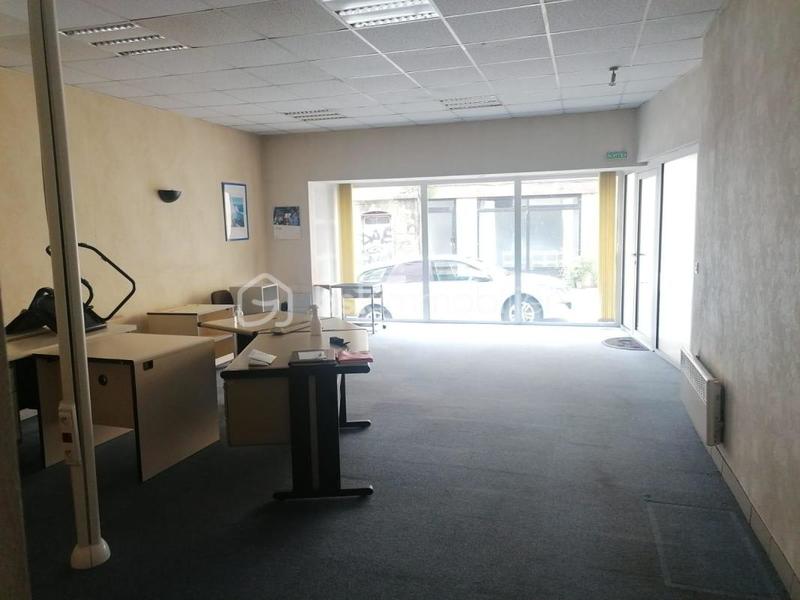 Local commercial - 116 m² - 3 pièces