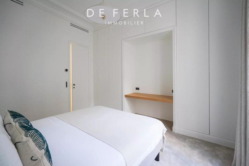 Appartement - 225 m² - 5 pièces