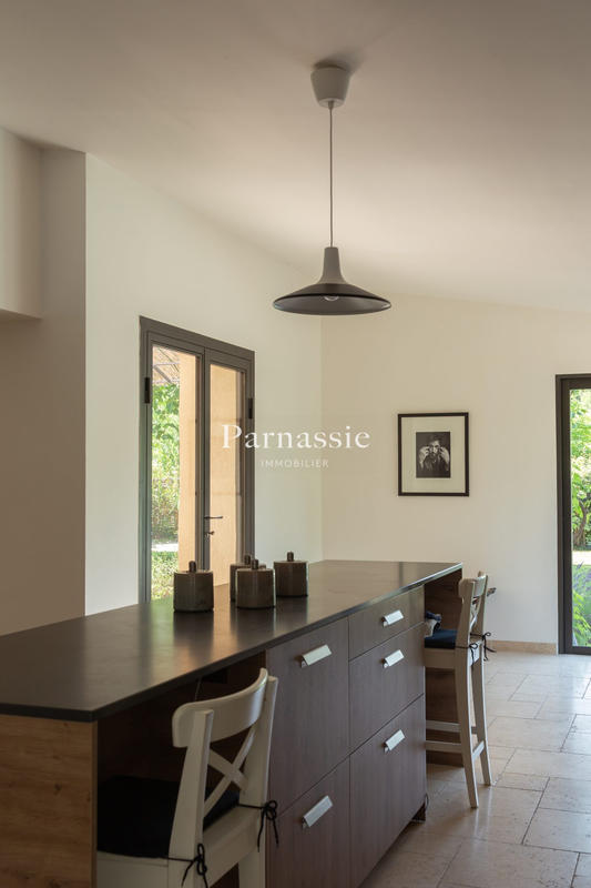 Villa - 240 m² - 6 pièces