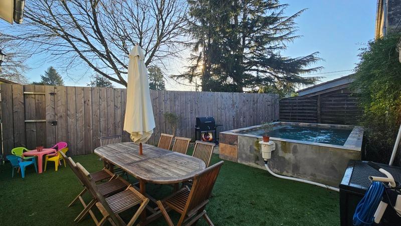 Maison - 172 m² - 7 pièces