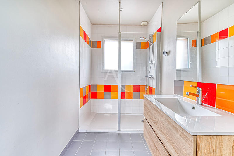 Maison - 146 m² - 5 pièces